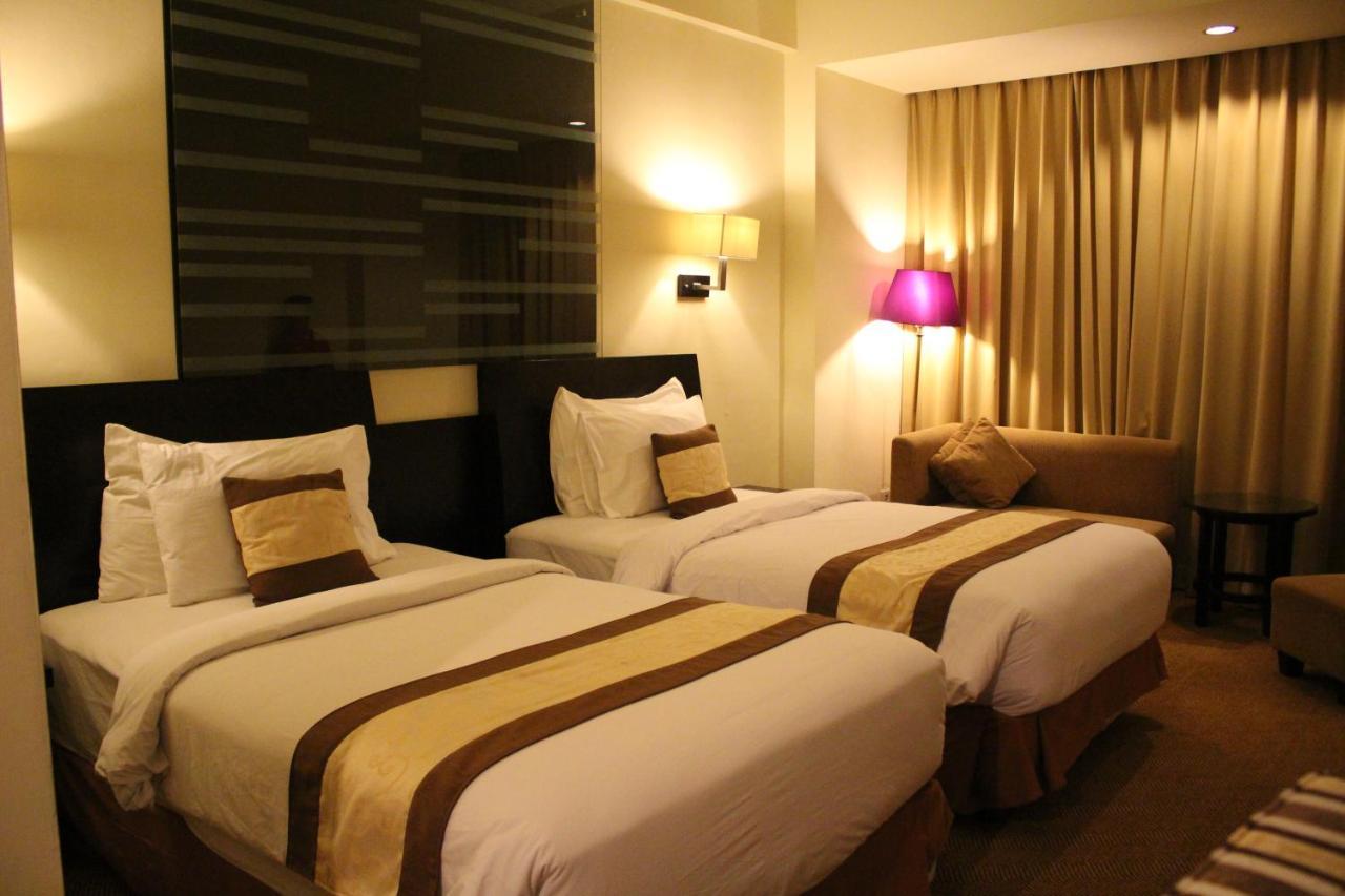 สวิส เบลโฮเต็ล สิเล ปาลู Hotel ภายนอก รูปภาพ