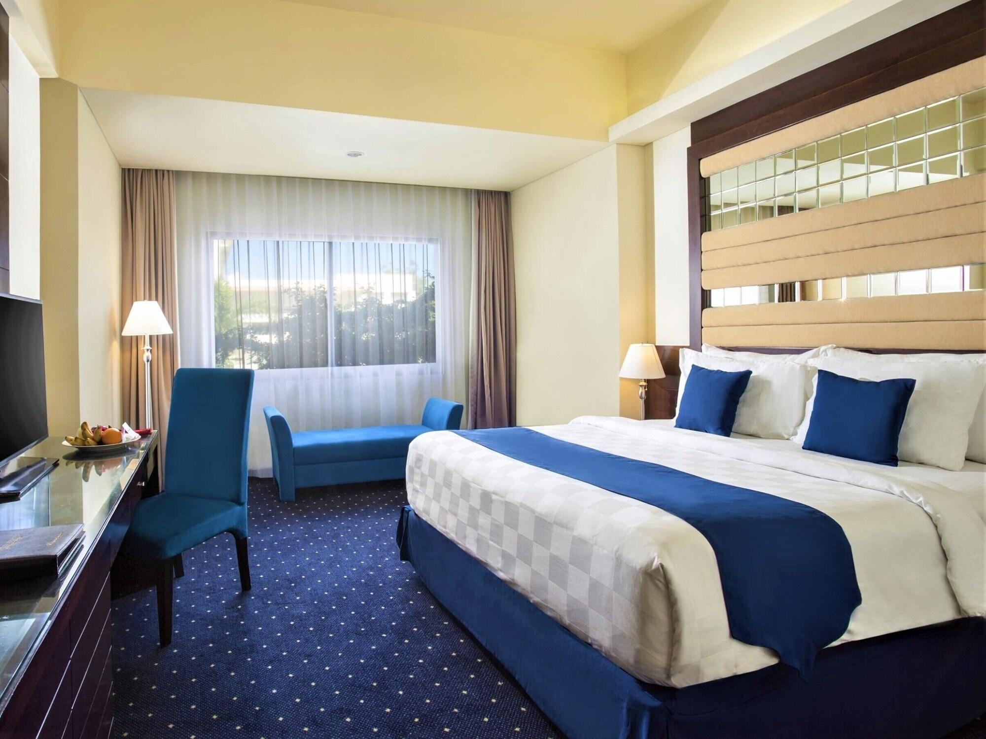 สวิส เบลโฮเต็ล สิเล ปาลู Hotel ภายนอก รูปภาพ
