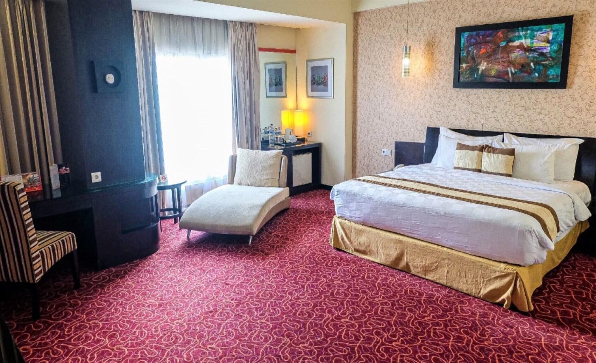 สวิส เบลโฮเต็ล สิเล ปาลู Hotel ภายนอก รูปภาพ